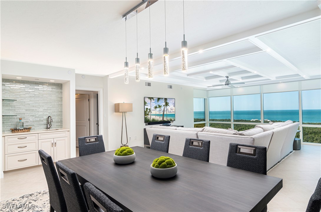 7515 Pelican Bay Blvd 17d Property Photo 7