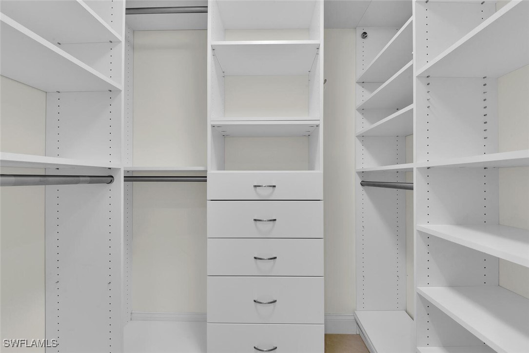 7515 Pelican Bay Blvd 17d Property Photo 21