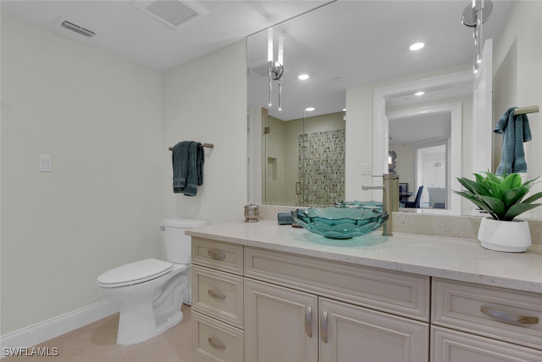 7515 Pelican Bay Blvd 17d Property Photo 31