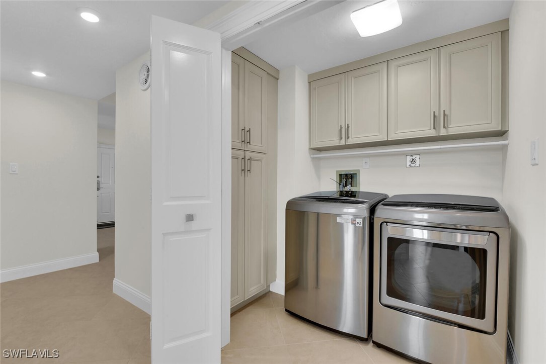 7515 Pelican Bay Blvd 17d Property Photo 32