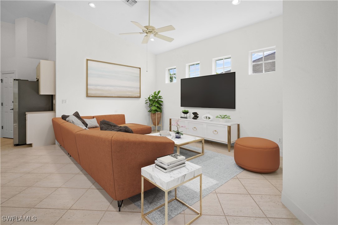 8865 New Castle Dr Property Photo 14