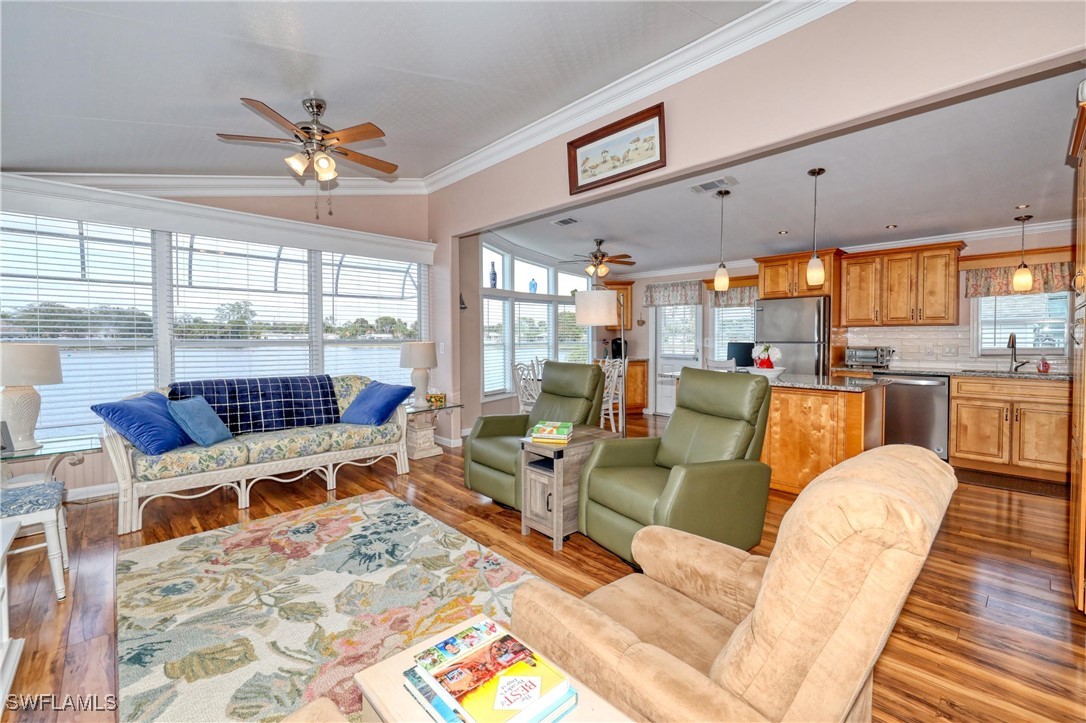3034 Canoe Pt Property Photo 13
