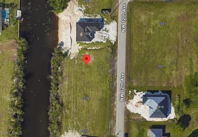 1020 NW 12th AVE Property Photo 1