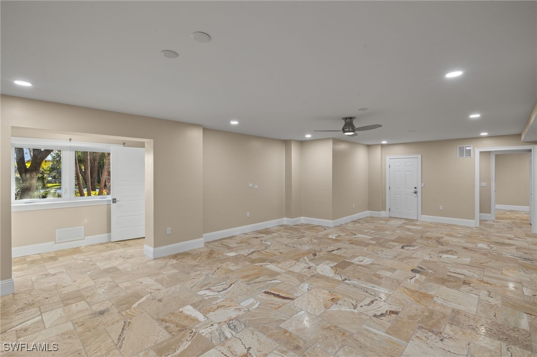 330 Cowry Ct Property Photo 32