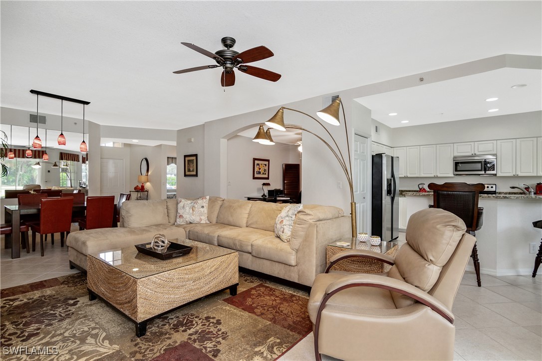 2264 Ashton Oaks Ln 4-102 Property Photo 7