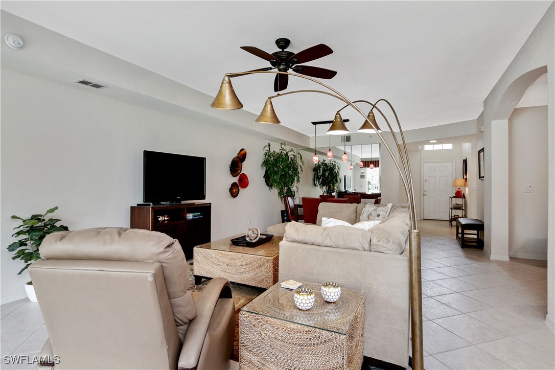 2264 Ashton Oaks Ln 4-102 Property Photo 10