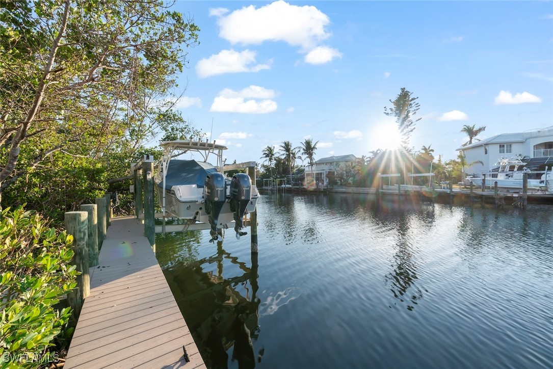 1731 Venus Dr Property Photo 36