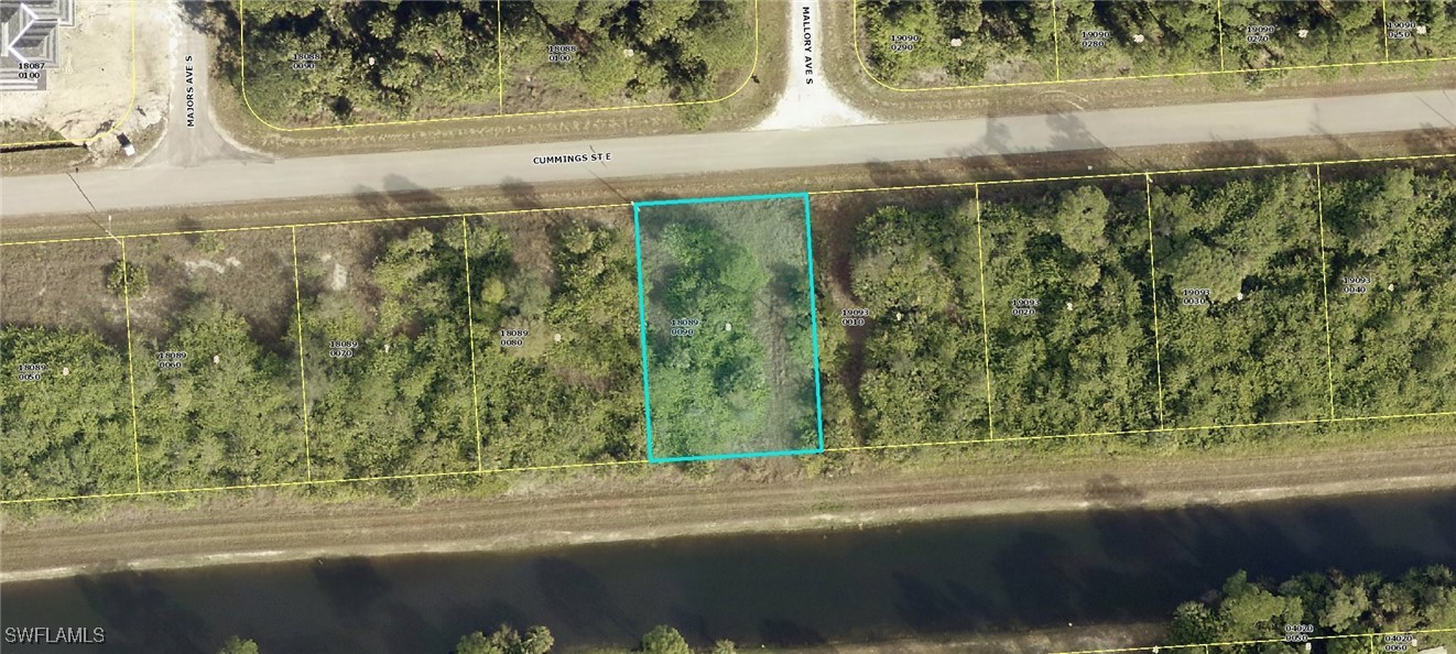 1230 Cumming ST E Property Photo 1