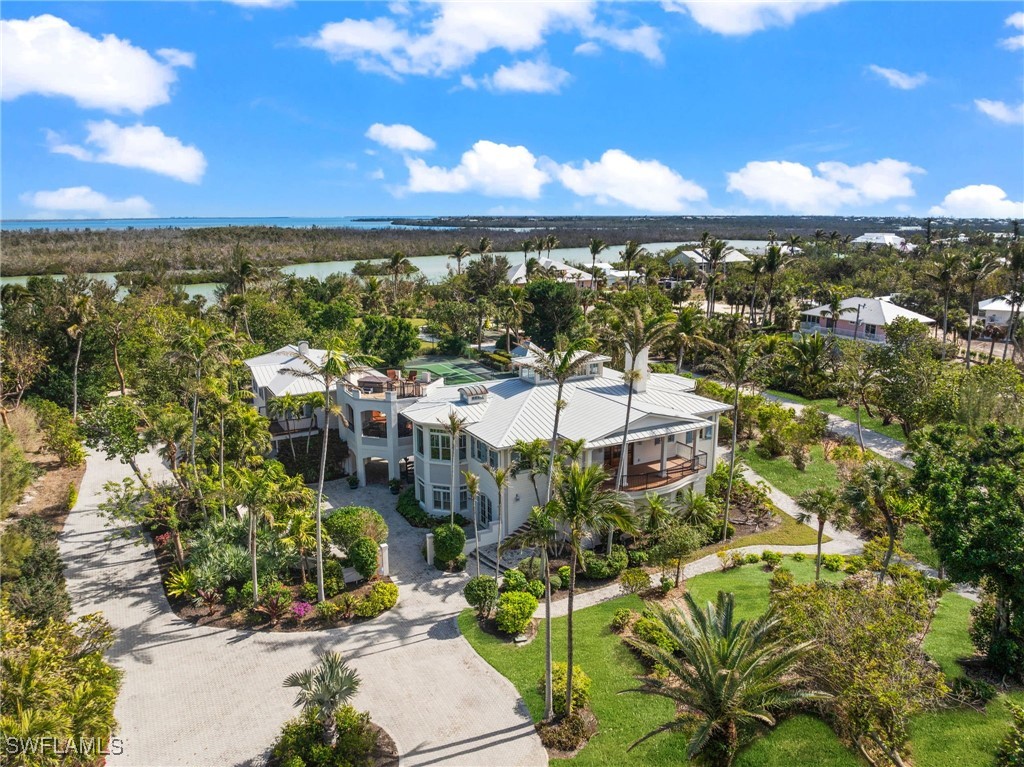 16475 Captiva Dr Property Photo 2