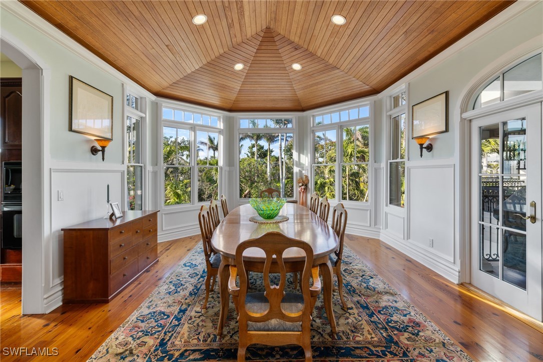 16475 Captiva Dr Property Photo 13