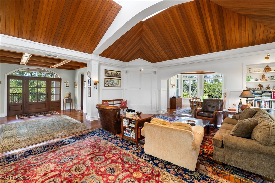 16475 Captiva Dr Property Photo 16