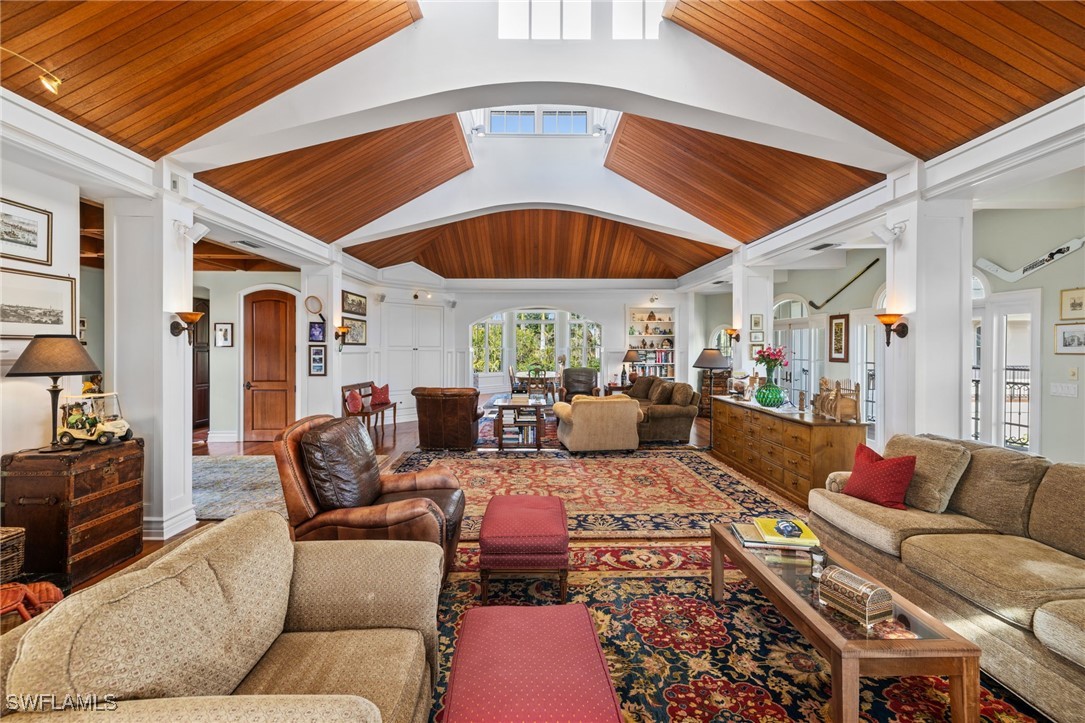 16475 Captiva Dr Property Photo 18