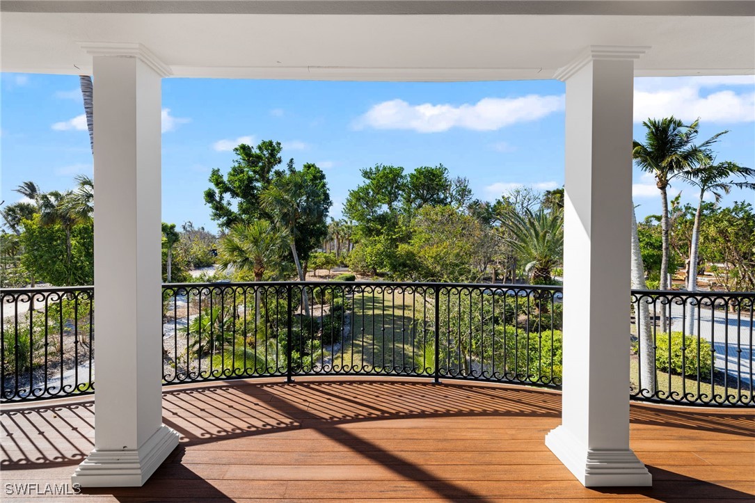 16475 Captiva Dr Property Photo 21