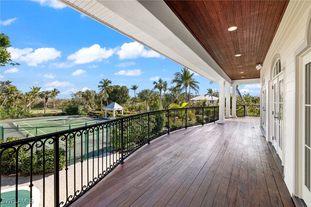 16475 Captiva Dr Property Photo 23