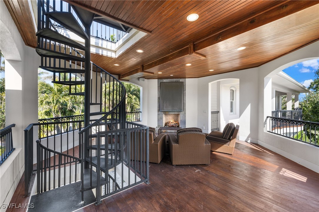 16475 Captiva Dr Property Photo 26