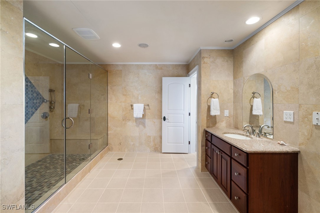 16475 Captiva Dr Property Photo 30