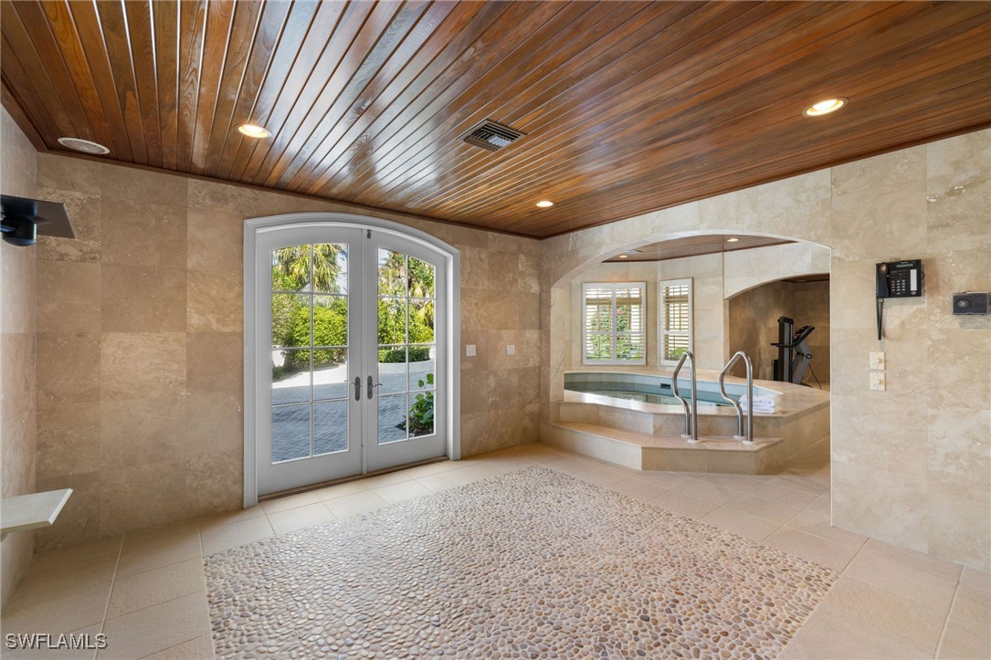 16475 Captiva Dr Property Photo 31
