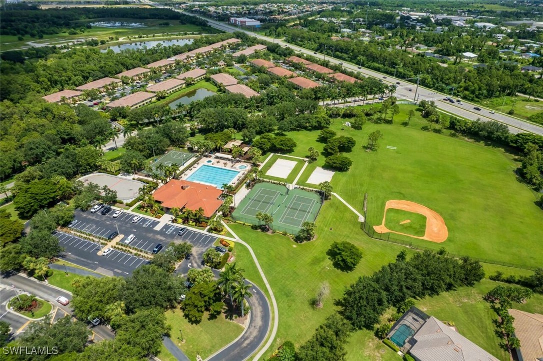 12517 Gemstone Ct Property Photo 4