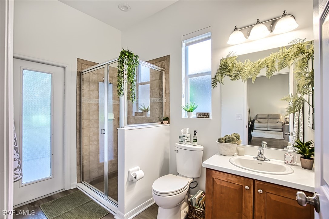 12517 Gemstone Ct Property Photo 16