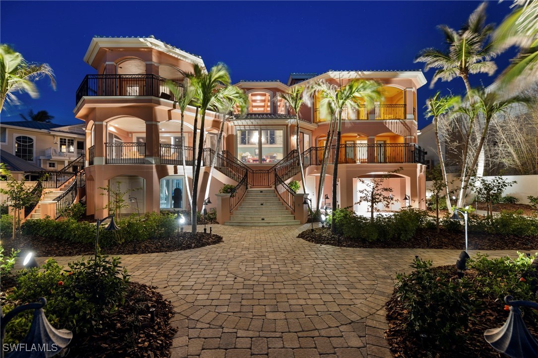 16486/488 Captiva Dr Property Photo 7