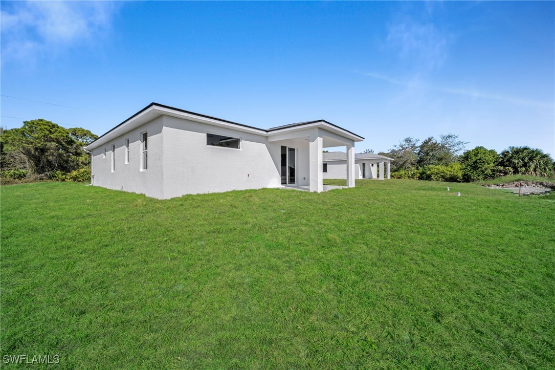 822 Chemstrand St E Property Photo 19