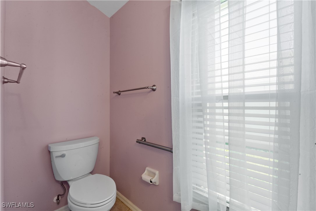 15721 Beachcomber Ave Property Photo 27