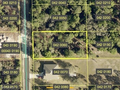 712 Louis Ave Property Photo 1
