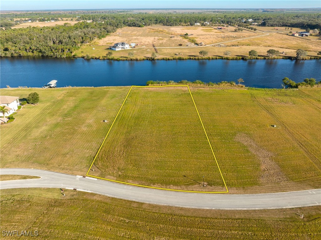 22737 Yellow Button Ln Property Photo 8
