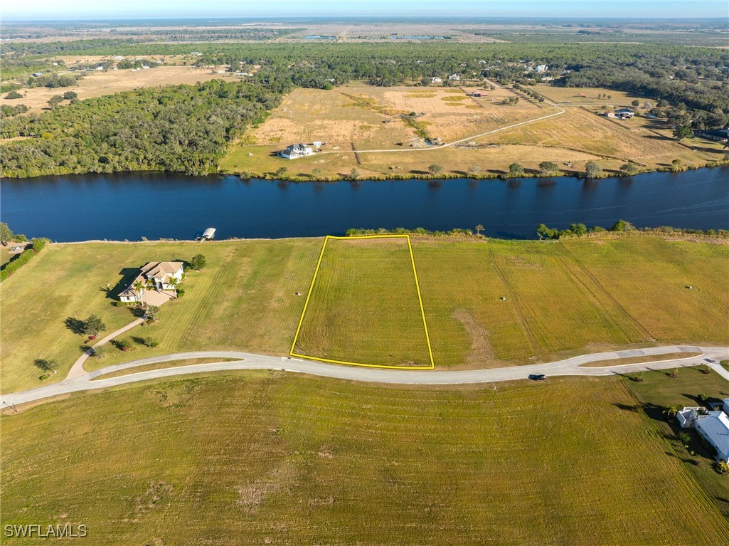 22737 Yellow Button Ln Property Photo 11