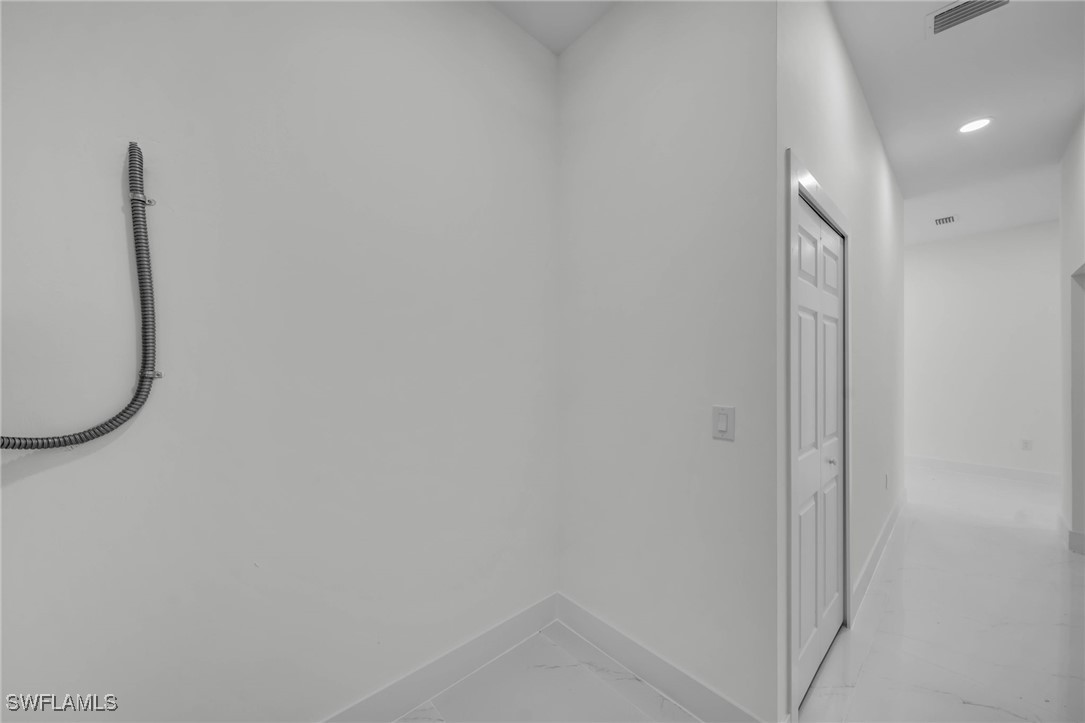 406 Columbus Blvd S Property Photo 12