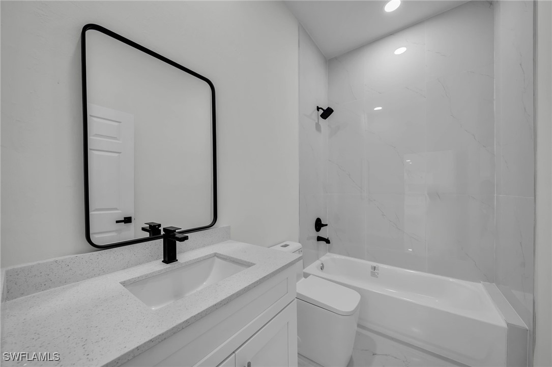 406 Columbus Blvd S Property Photo 14