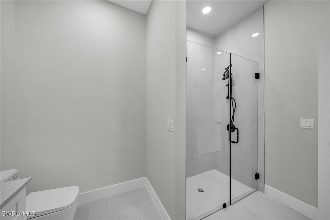 406 Columbus Blvd S Property Photo 21