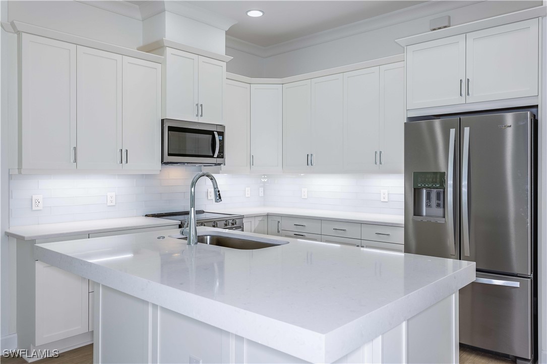 8880 Yucatan Ct Property Photo 6