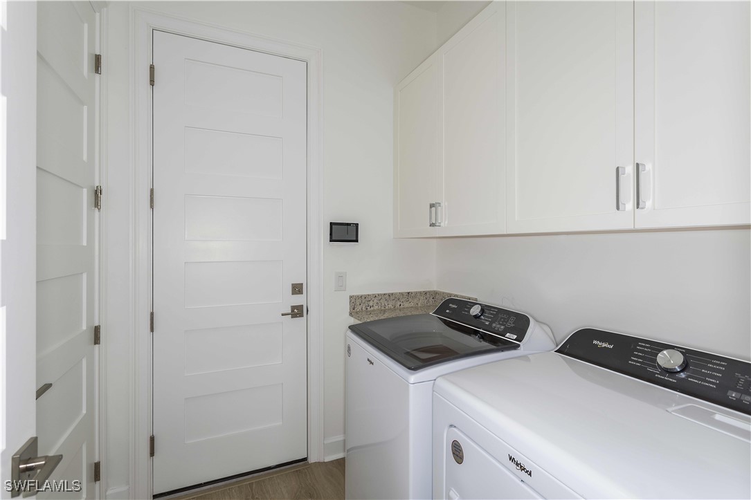 8880 Yucatan Ct Property Photo 24