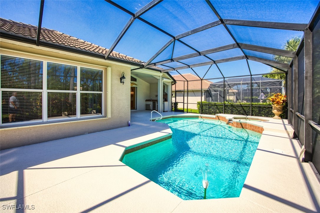 9062 Shadow Glen Way Property Photo 17