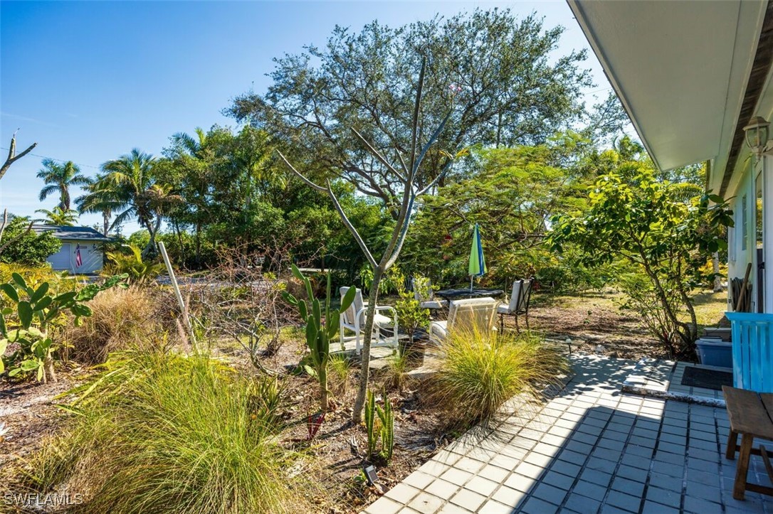 1191 Rordon Ave Property Photo 5