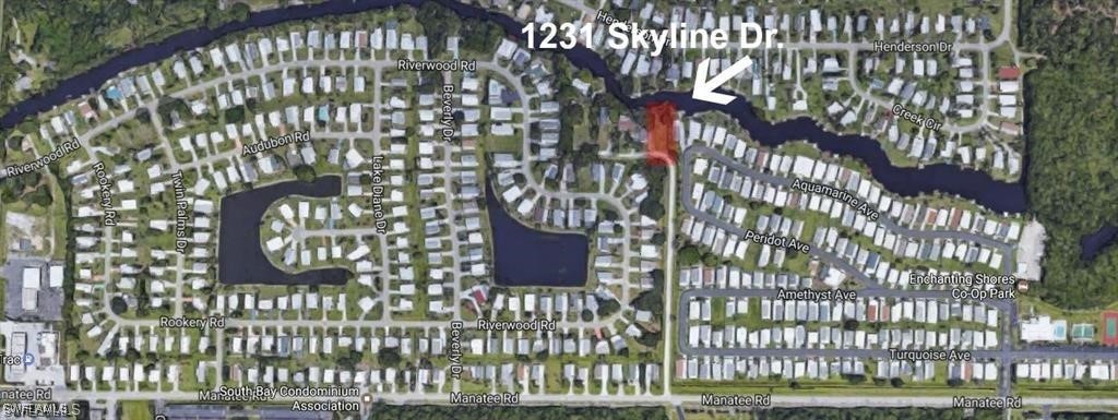 1231 Skyline Dr Property Photo 4