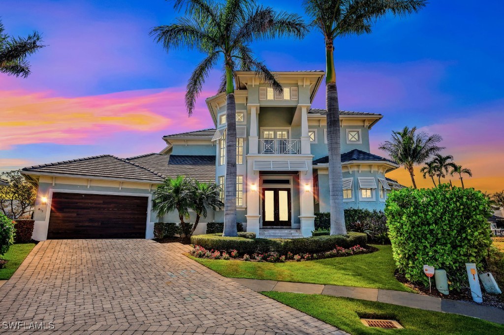 813 Magnolia CT Picture