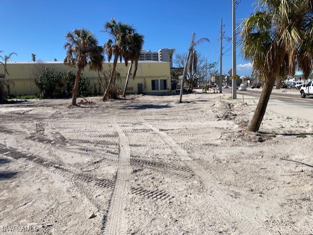 2330-2370 Estero Blvd Property Photo 3