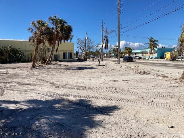 2330-2370 Estero Blvd Property Photo 5