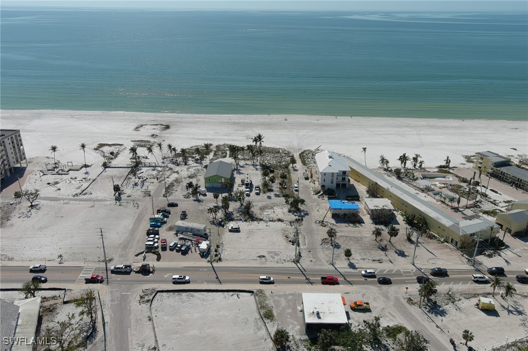 2330-2370 Estero Blvd Property Photo 10