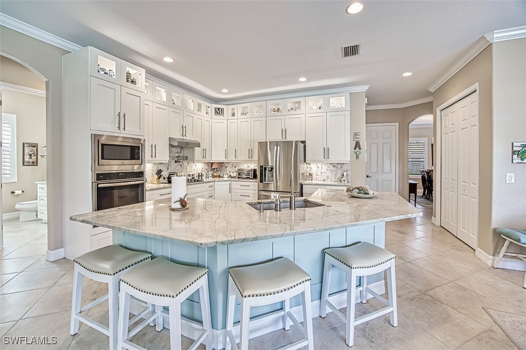 10975 Longwing Dr Property Photo 8