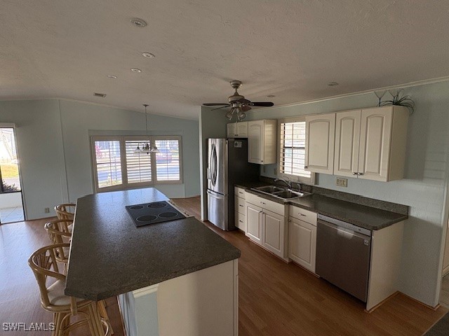 16244 Charleston Ave Property Photo 6