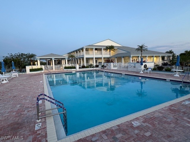 16244 Charleston Ave Property Photo 14