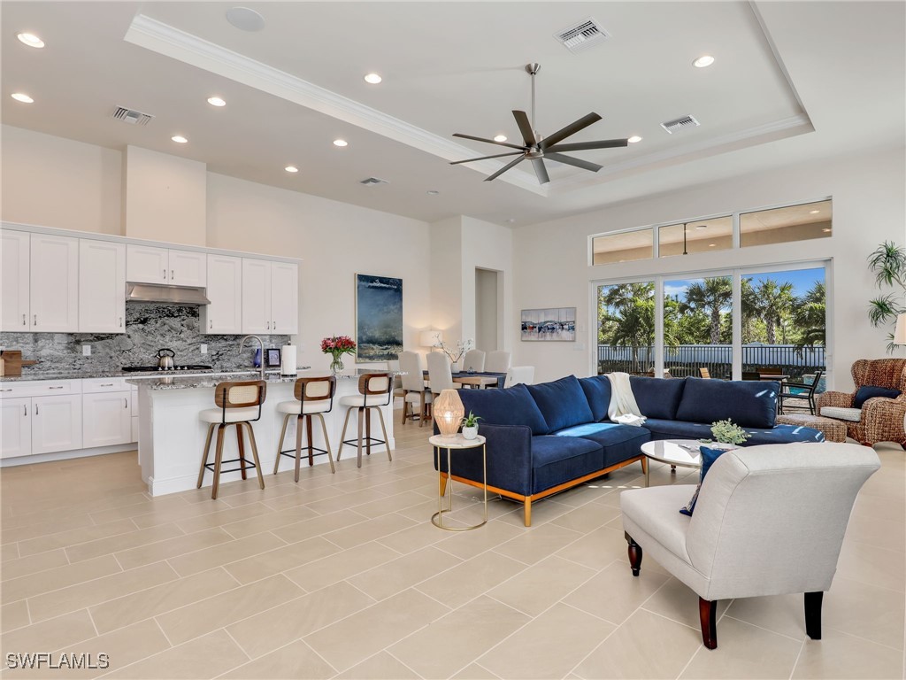 9288 Cayman Dr Property Photo 8