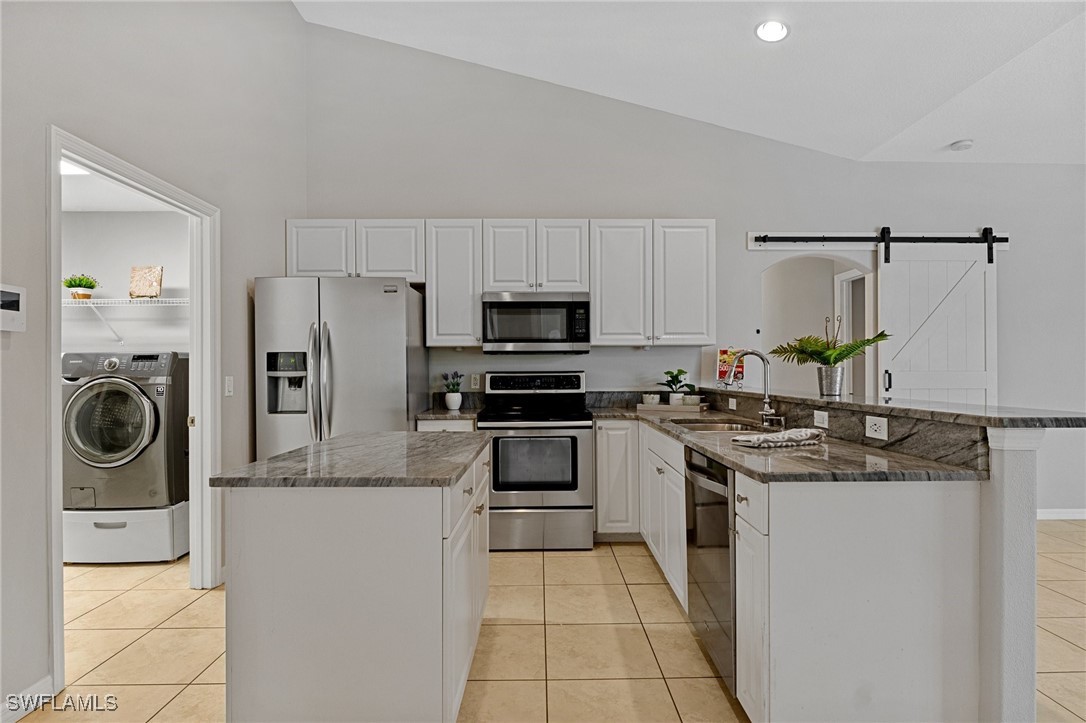201 Champion St Property Photo 19