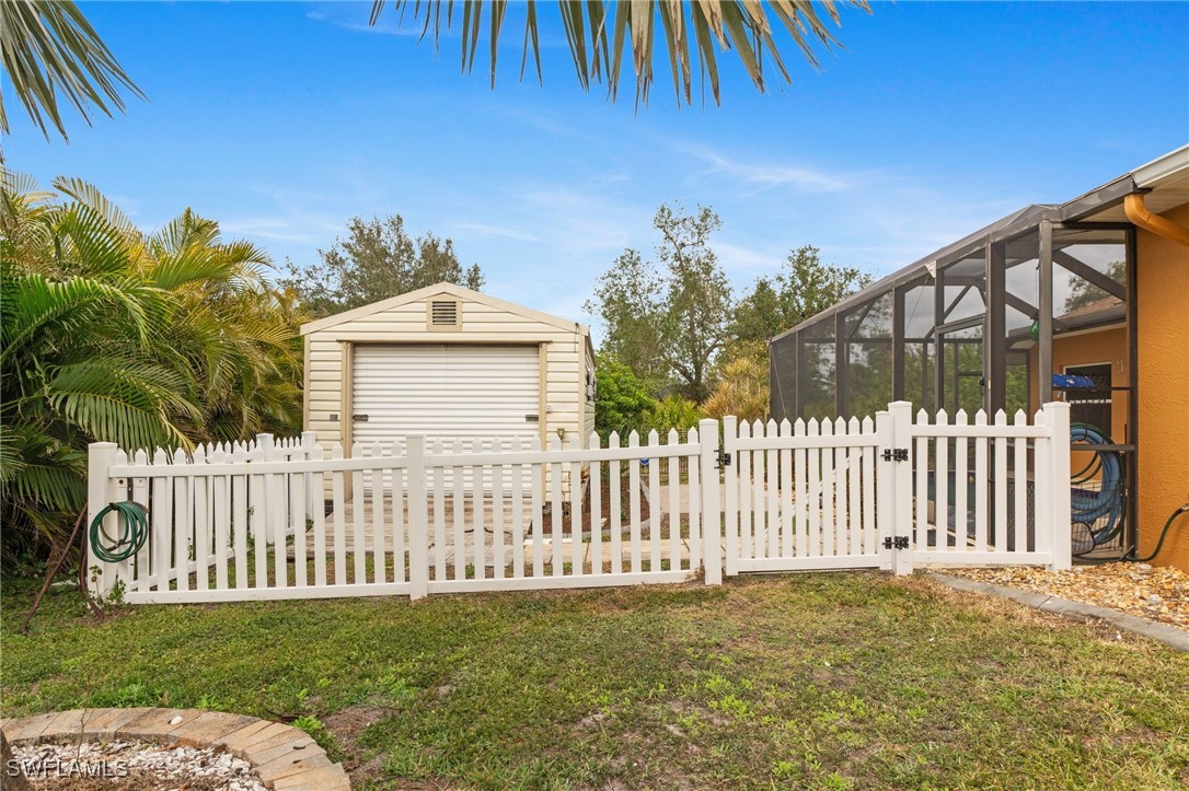 201 Champion St Property Photo 44