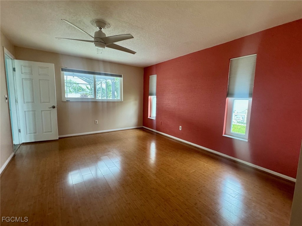 1413 Se 36th St Property Photo 16