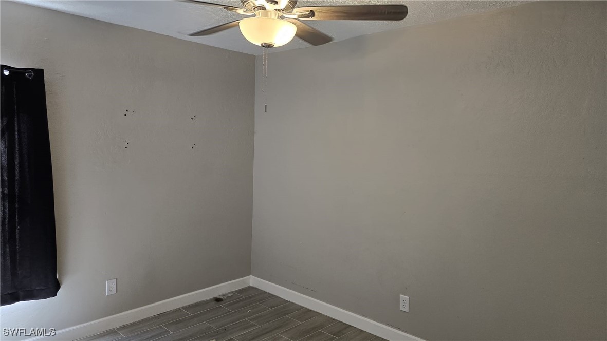 2450 Katherine St Property Photo 4