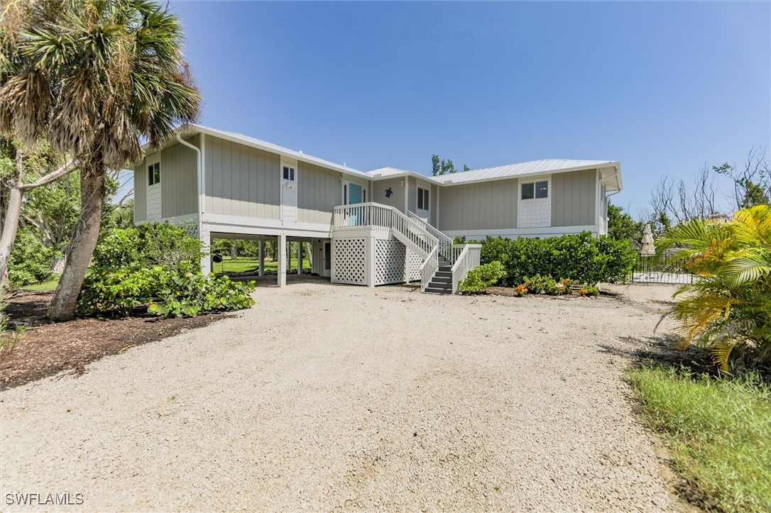 1684 Bunting Ln Property Photo 1